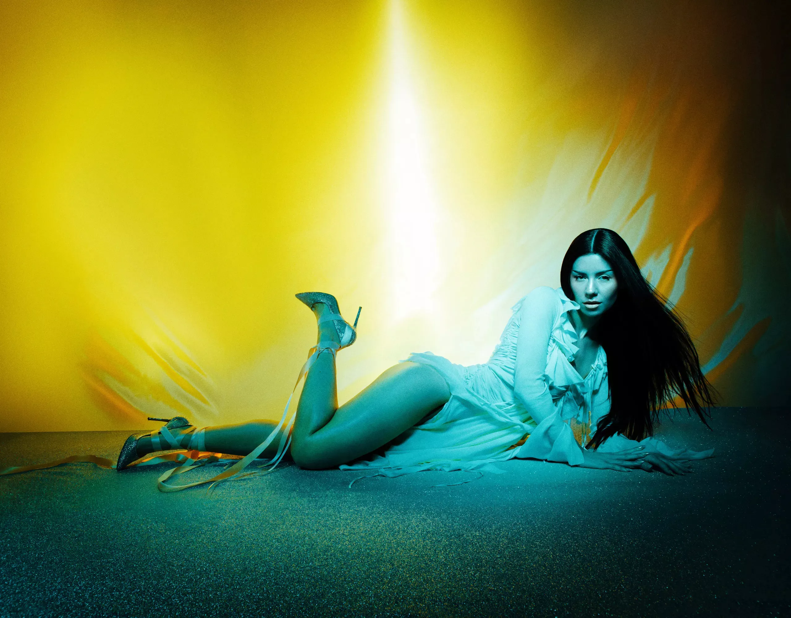 Återvänder med kraft och kontroll