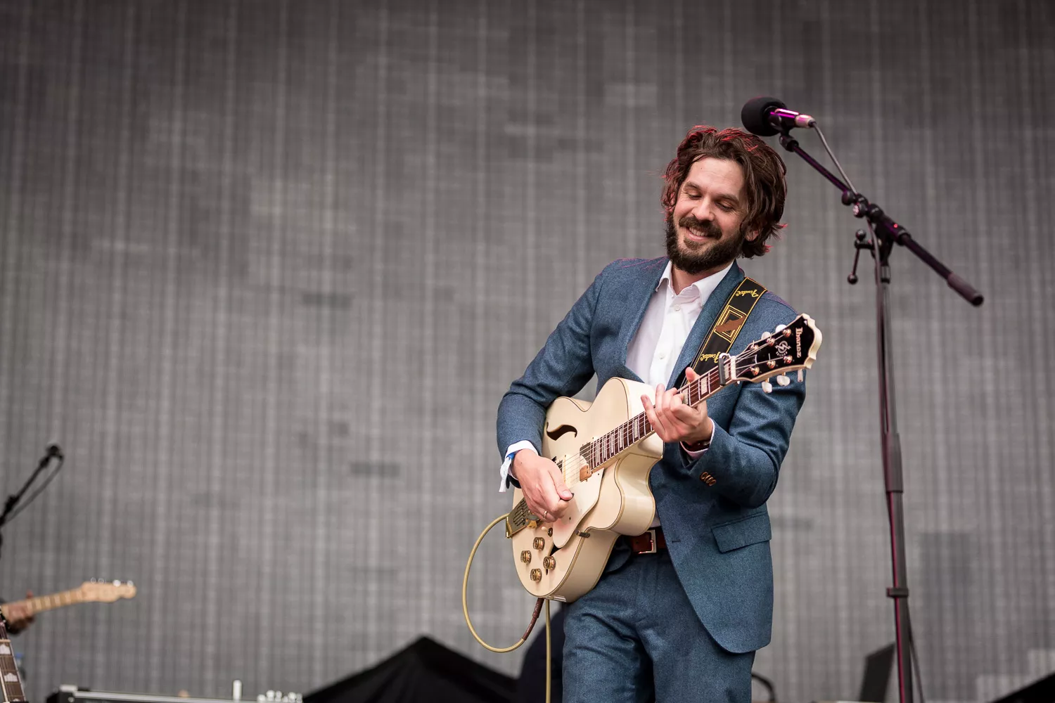 Velklædt og velspillende nordmænd i kød og blod
