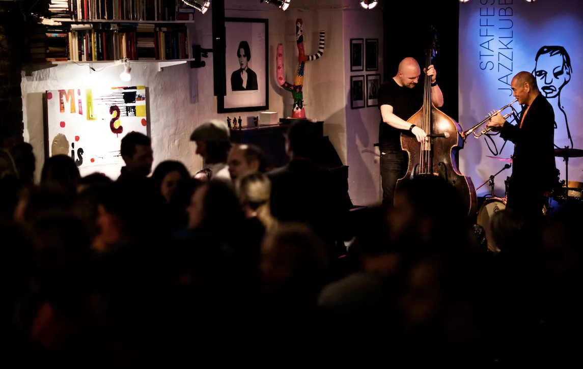 "Hos oss kan vad som helst hända"