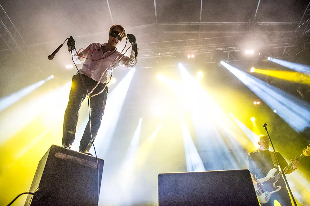 Bob Hund: Popaganda, Stockholm