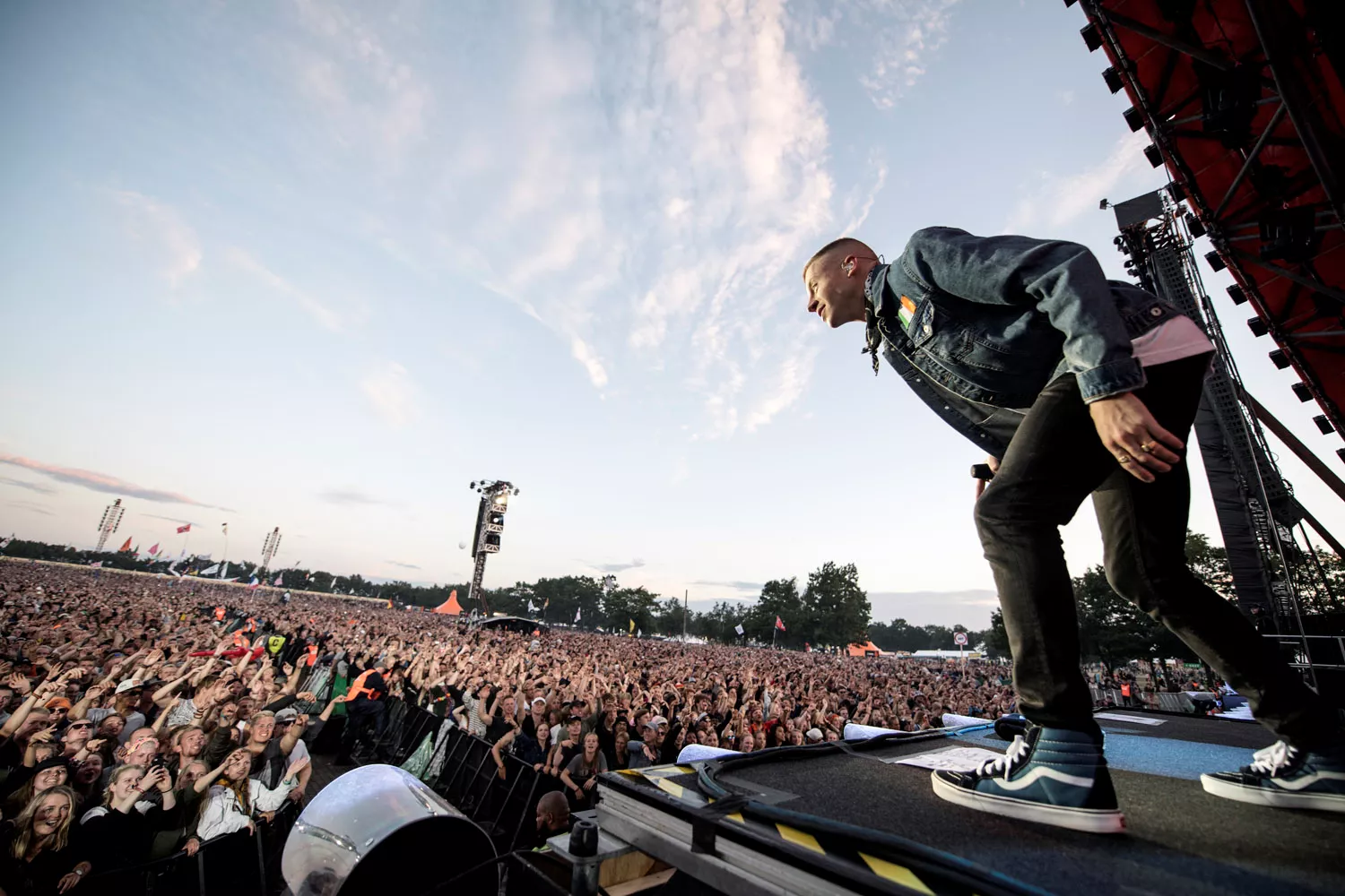 På jagt i genbrugsbutikken