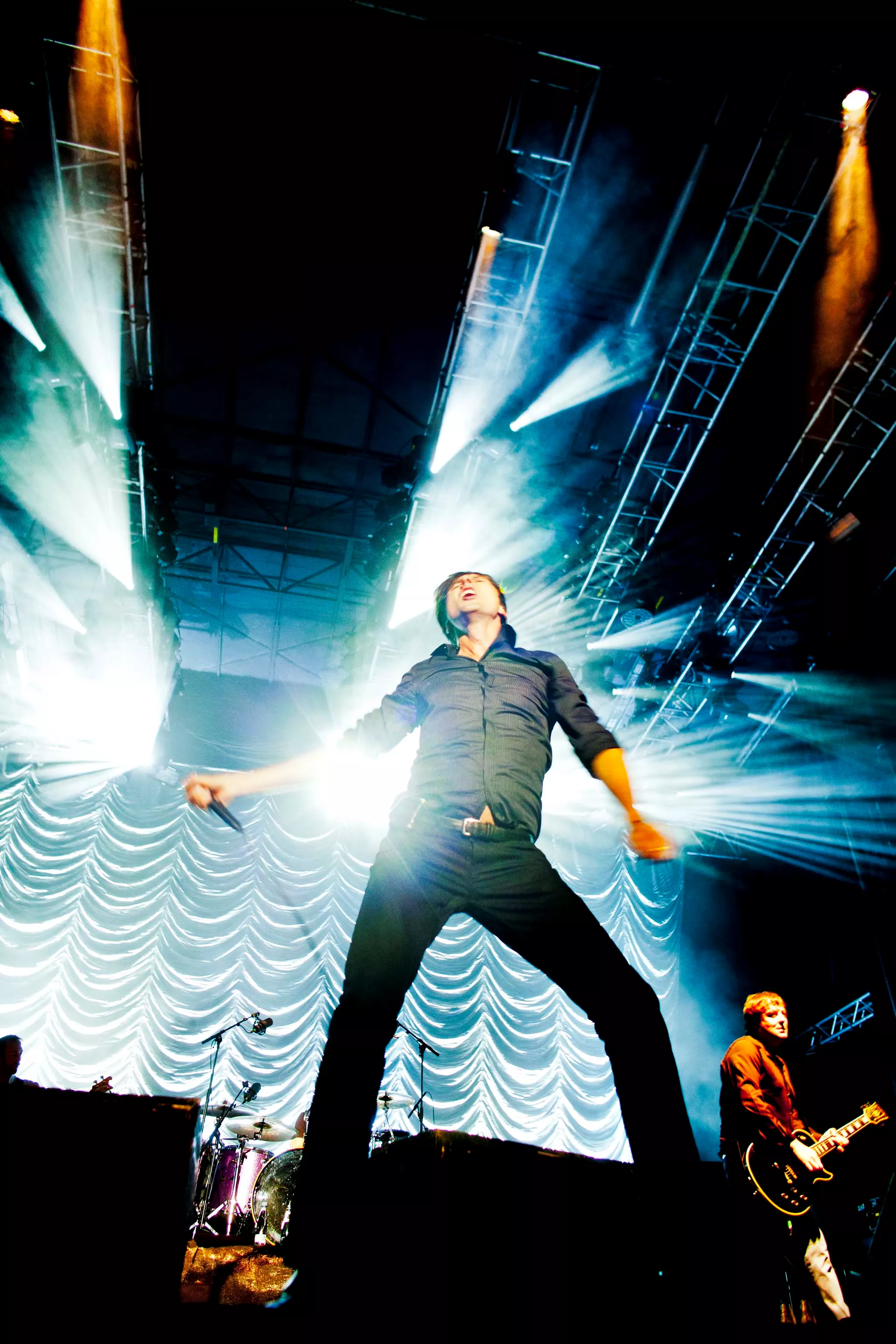 Suede klar med albumtitel og udgivelsesdato