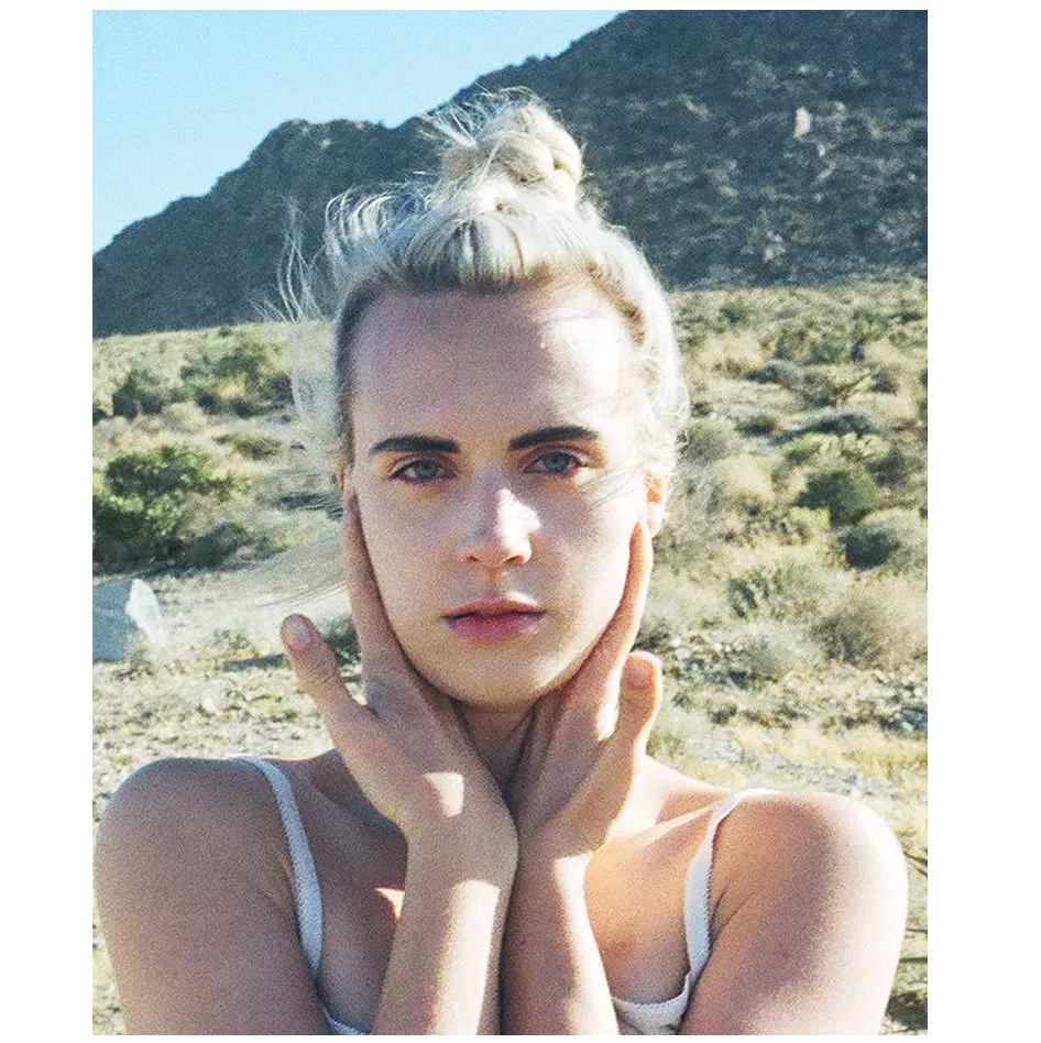 Hør MØs nye single