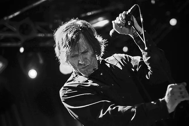 Mark Lanegan og WhoMadeWho udveksler musikalske julegaver