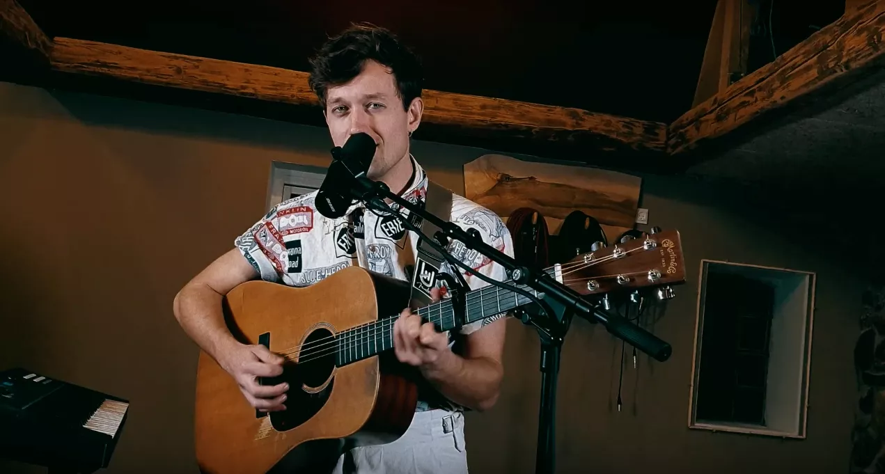 VIDEO: "Rør ved mig" – ny dogme-single fra Lukas Vanggaard 