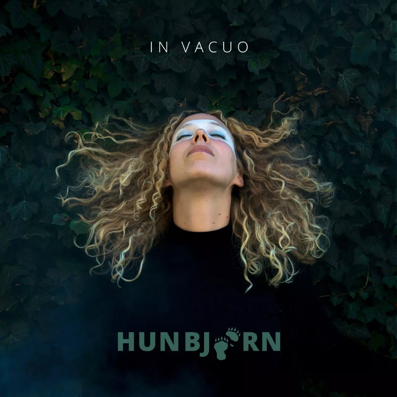 In Vacuo - HunBjørn