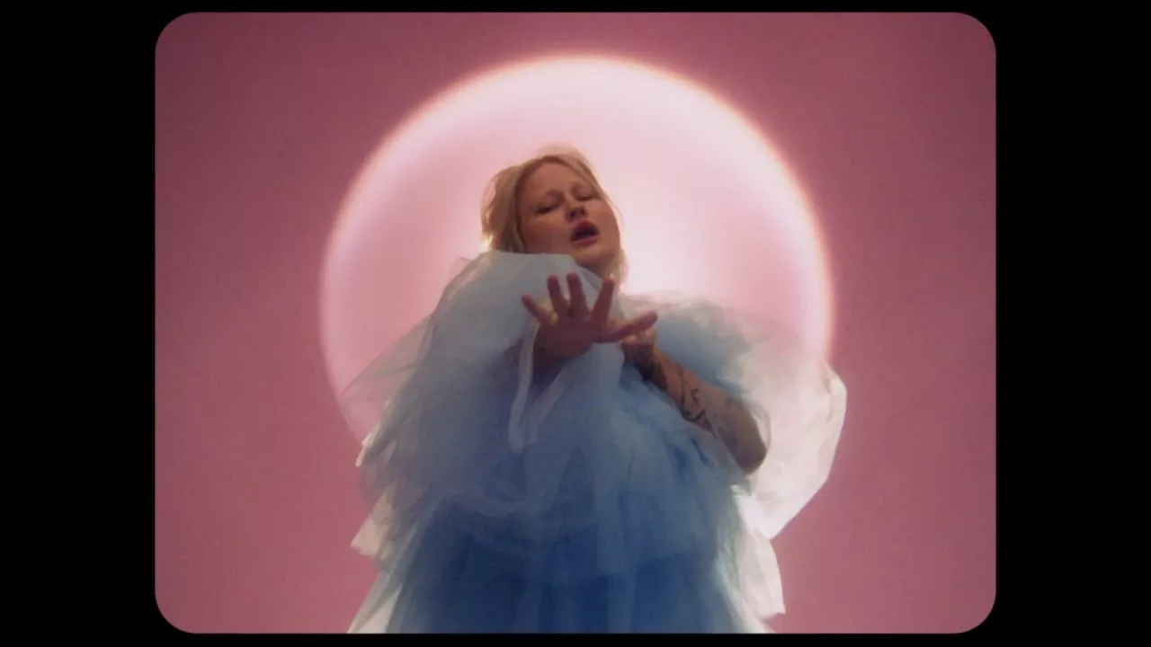 BÄST JUST NU: Lika rasande sorgligt som vackert