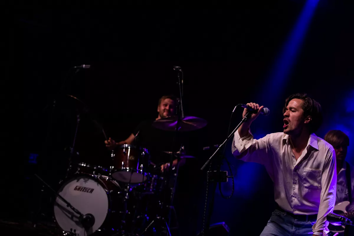 Firs genskaber 80'ernes magi