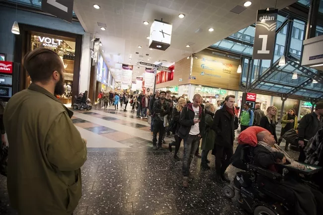 Så påverkas du av butikernas musik