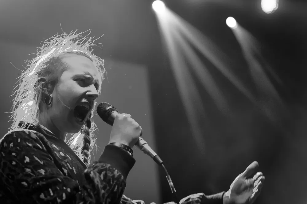 Hør MØs nye single  