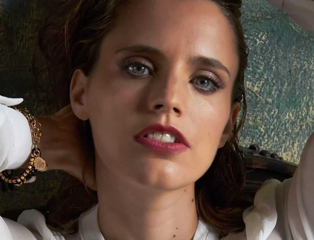 Anna Calvi til Danmark