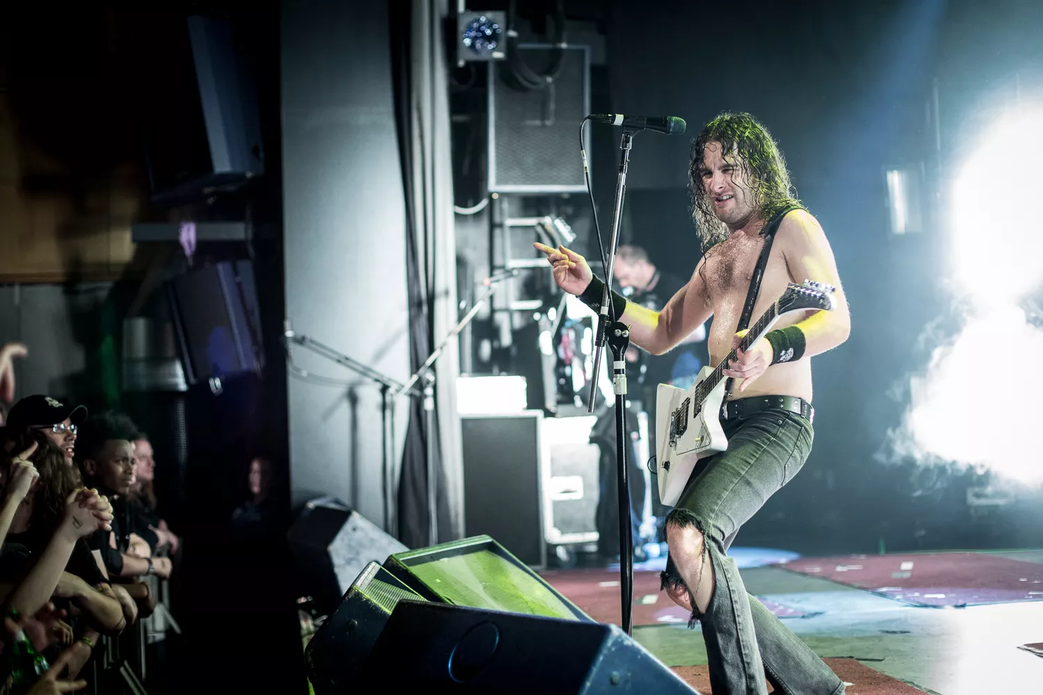 Airbourne kommer til Danmark