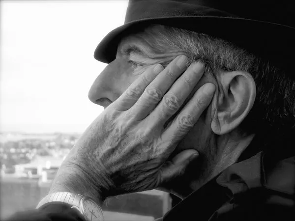 Leonard Cohen rykker Aalborg-koncert