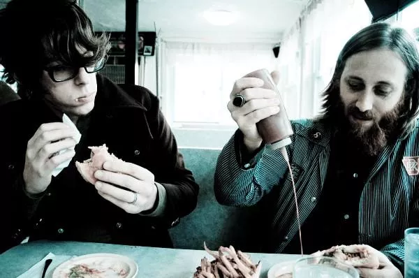 Black Keys skal skrive musik med ZZ Top 