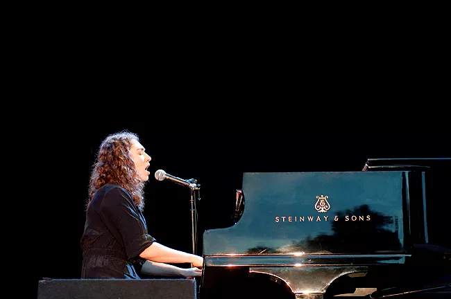 Regina Spektor släpper liveskiva