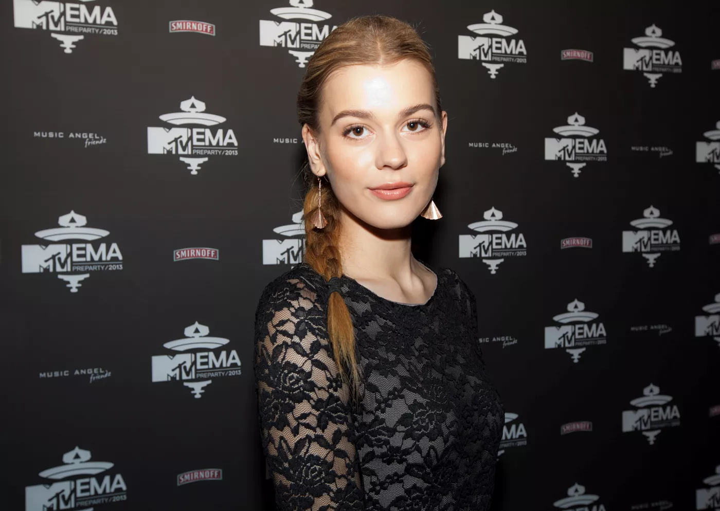 Se stjernerne på den røde løber til MTV EMA's Pre-Party