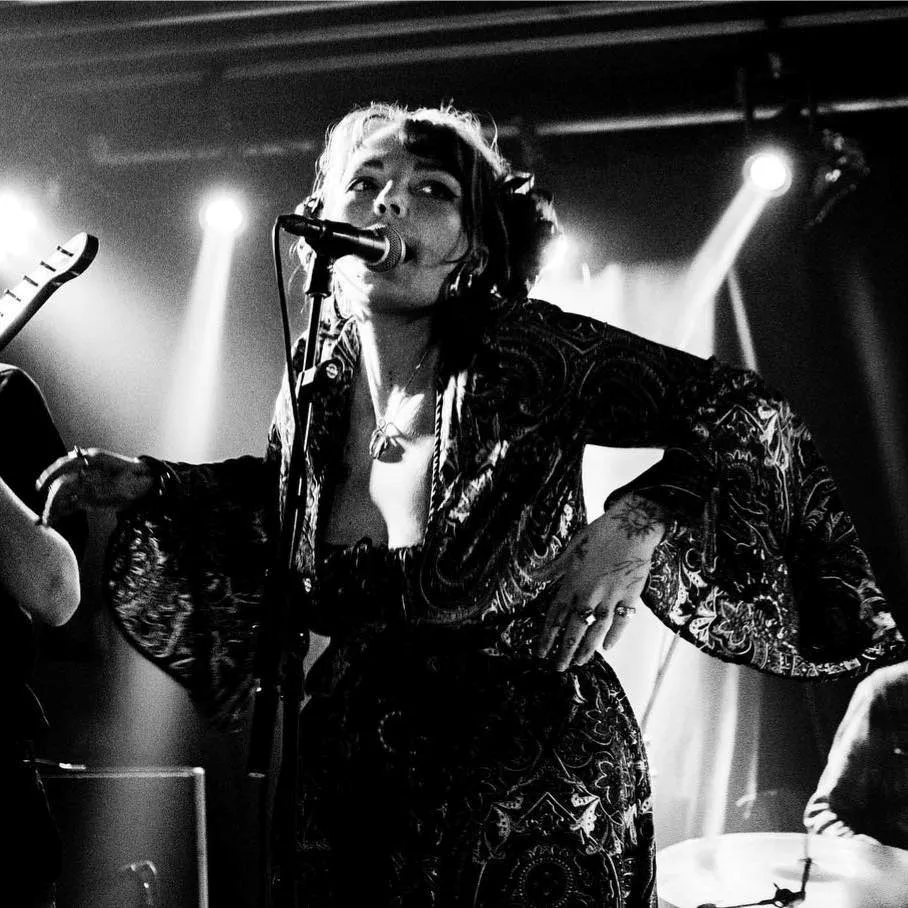 Fancy Lee med Nina Methling i front er blandt de optrædende på Loppen den 15. december. Pressefoto.