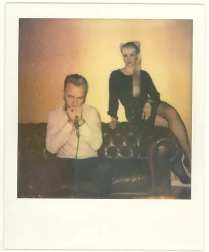 Straight From The Harp signer med Playground