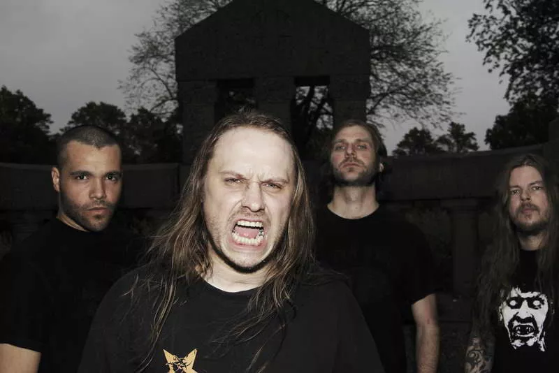 Entombed giver tre danske koncerter