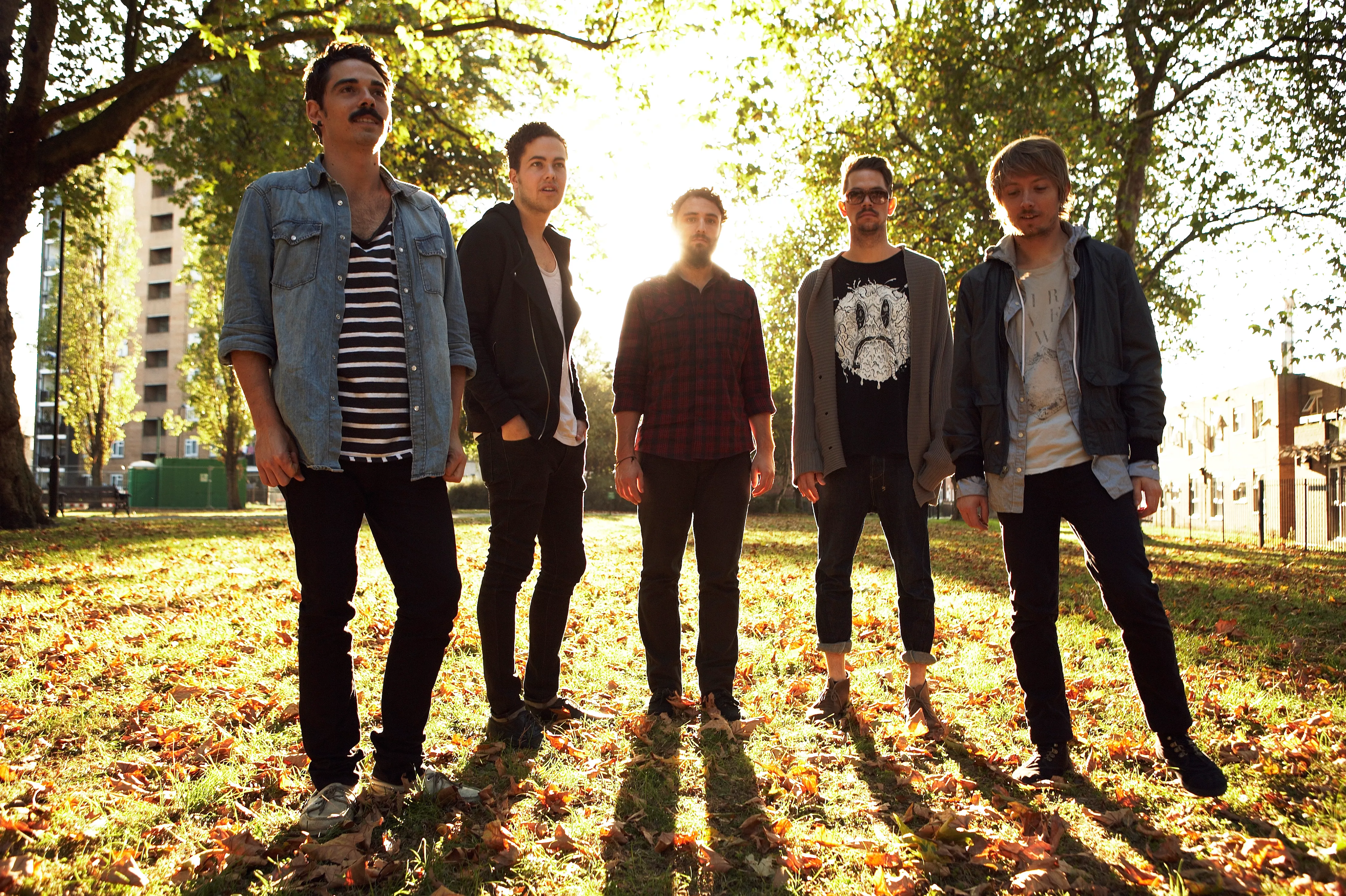 Se Local Natives spille i WiMP-containeren