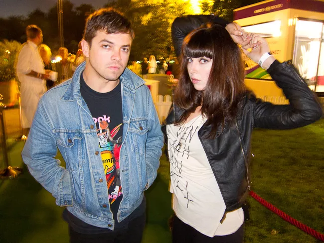 Sleigh Bells til Danmark