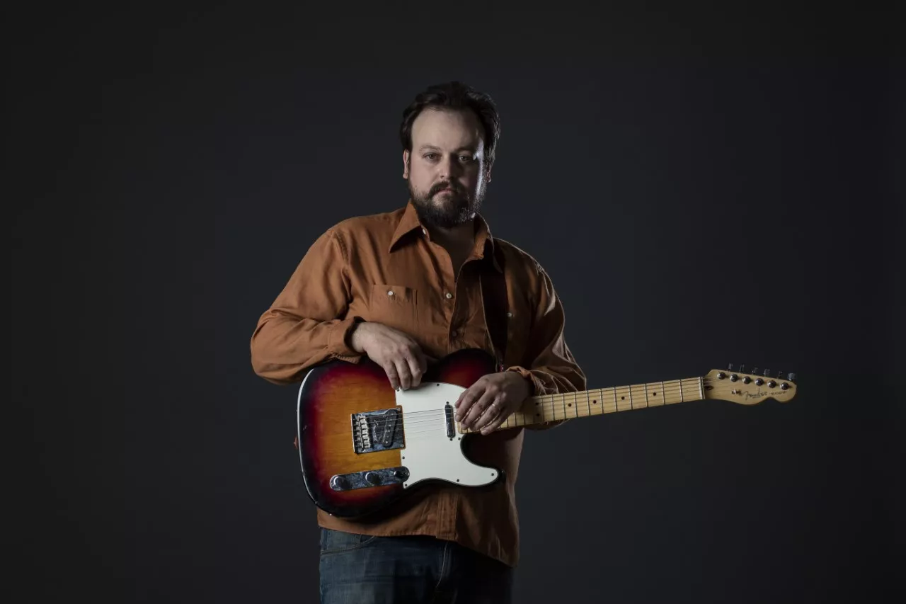 Svenske singer-songwritern har hittat sin dubbelgångare – i en holländsk singer-songwriter