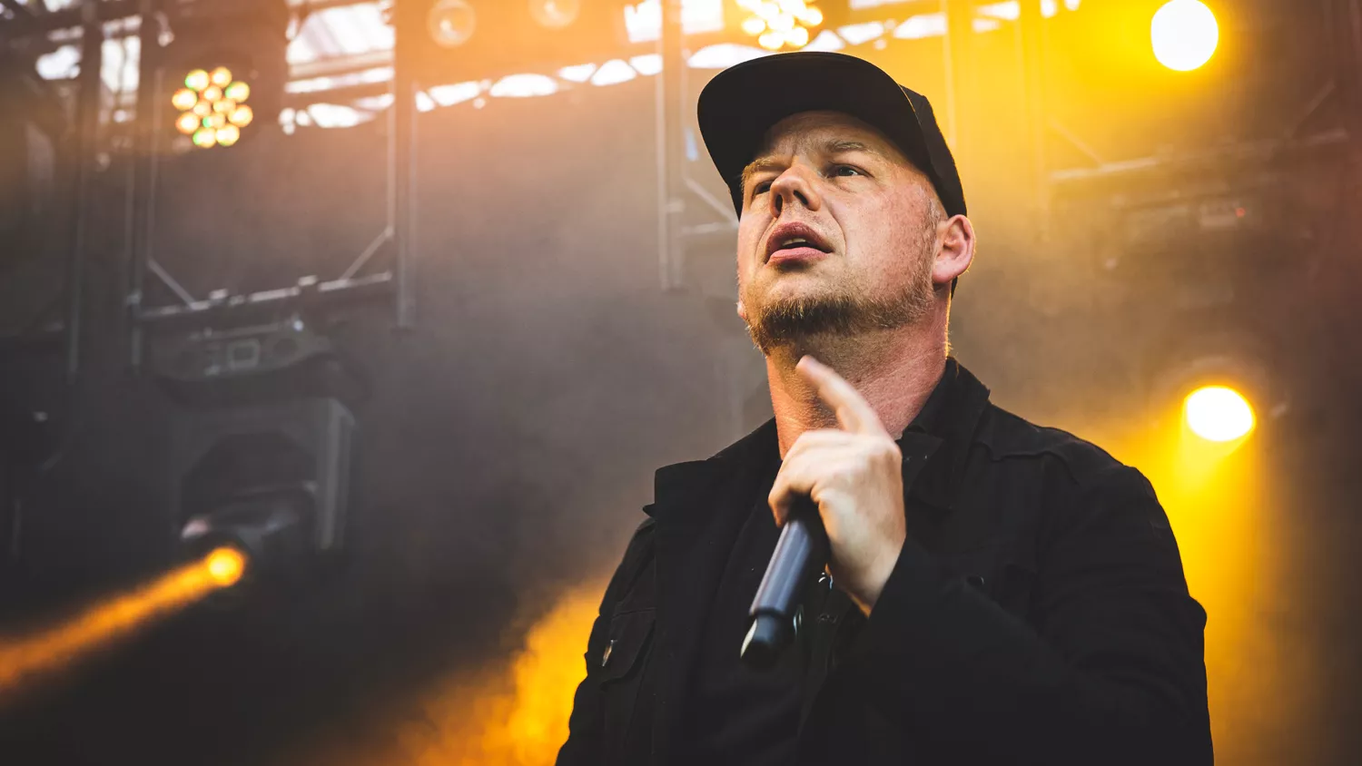 Per Vers udgiver nummer med Portishead-medlem