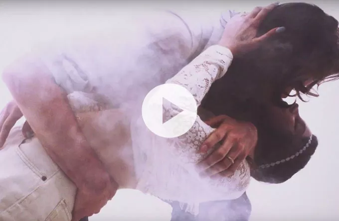 Video: Se Father John Misty og Lana Del Rey i passioneret svingom