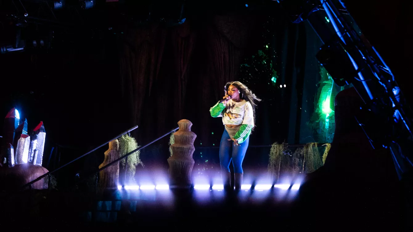 R&B-STJERNE OVERRASKER: Trækker sig fra livescenen på ubestemt tid