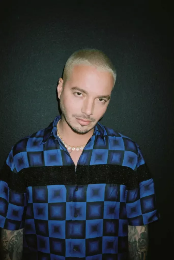 J Balvin undskylder for musikvideo