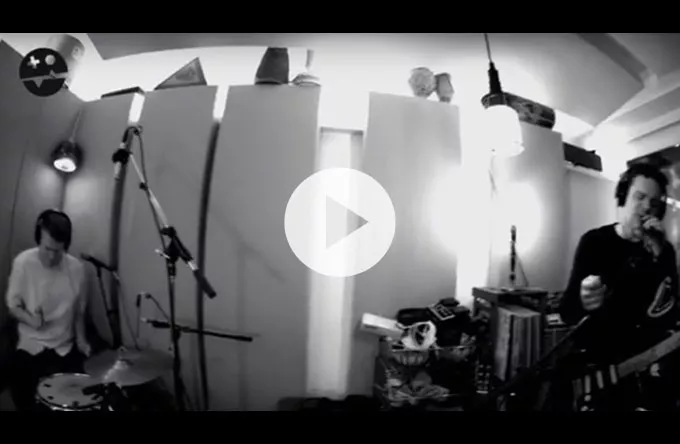 Video: Vores Allesammens er klar med førstesinglen Slå Fra