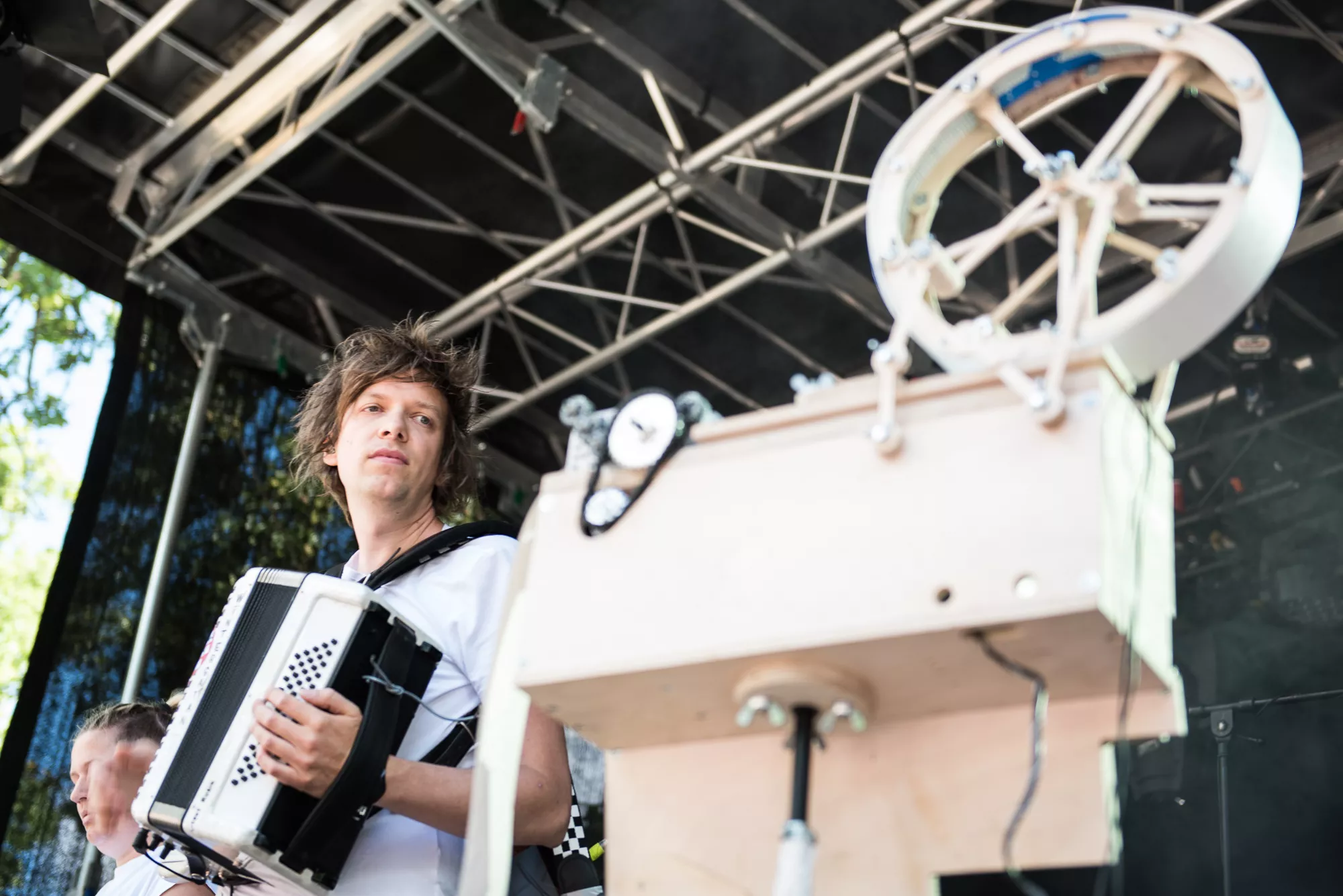 Kreativt glädjerus rakt igenom 