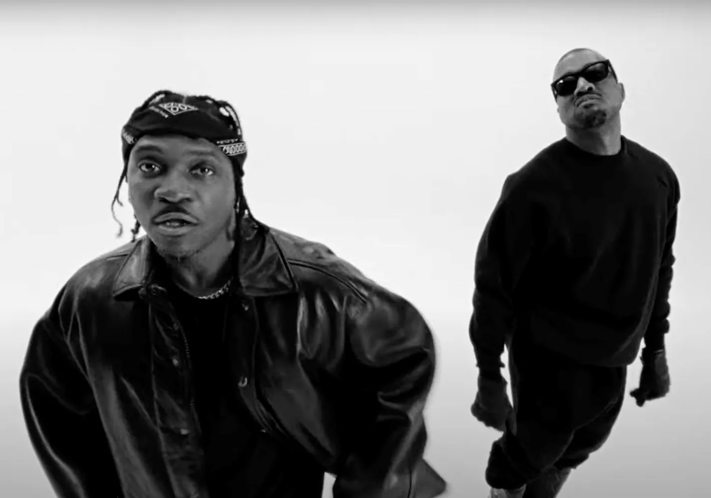VIDEO: Pusha T og Kanye nyder sig selv i musikvideoen til "Diet Coke"