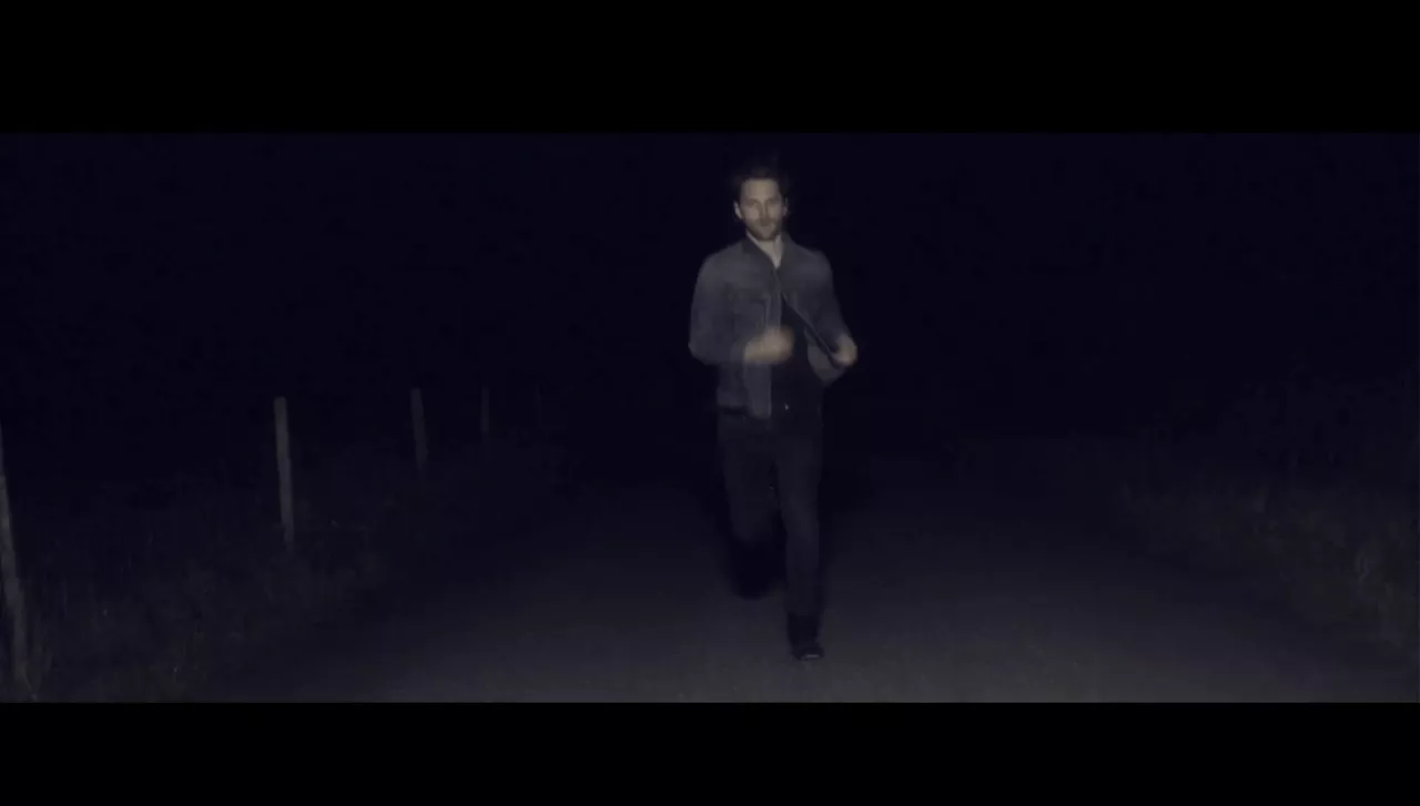 Ny musikvideo: Turboweekend løber milevidt