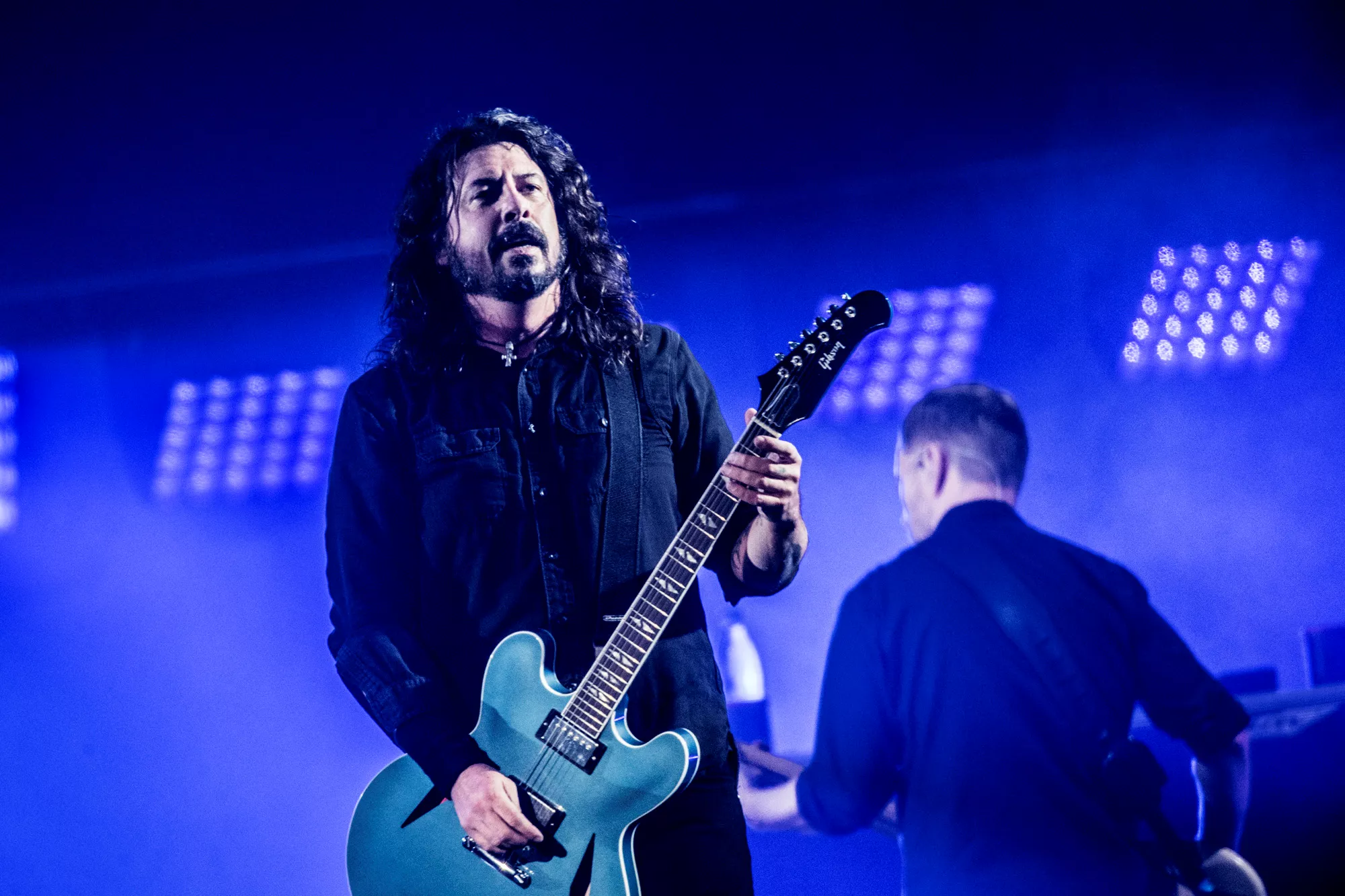 Se Foo Fighters fremføre ny låt for første gang