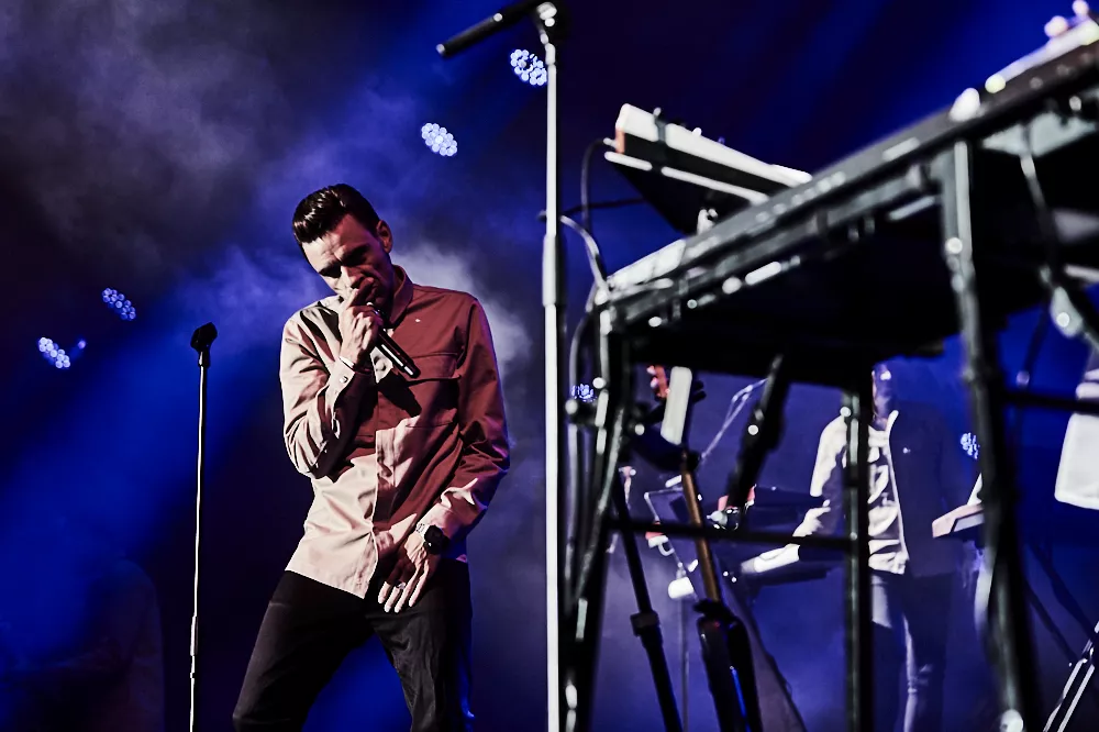 ANMELDELSE: Nephew-i-tomgang