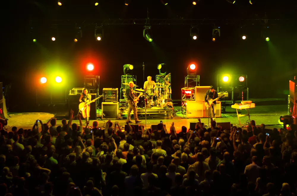 JOBSØGENDE?: Stort amerikansk band annoncerer efter ny guitarist