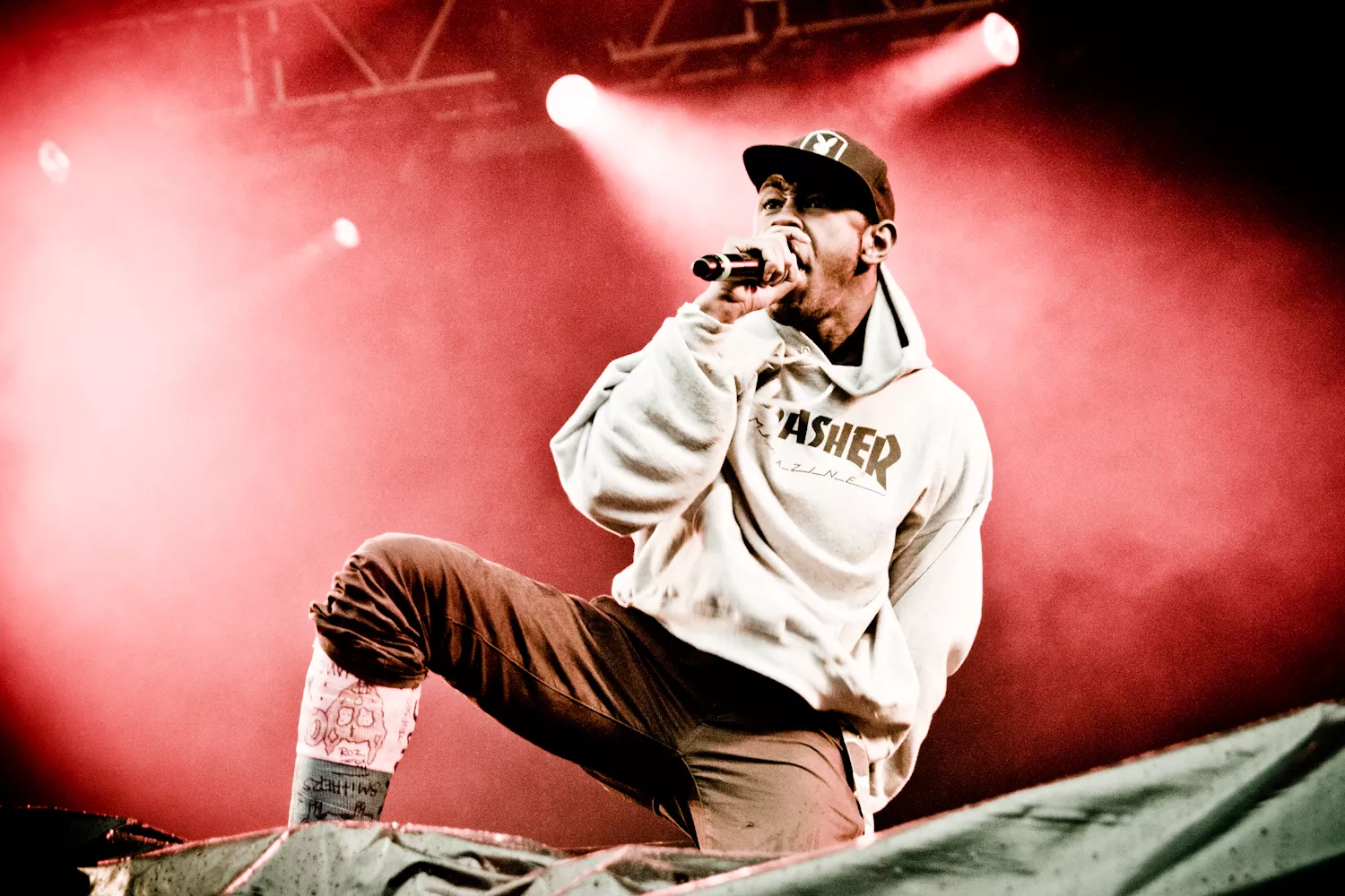 "Free Earl!"