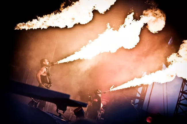 Rammstein : Copenhagen Live, Tiøren