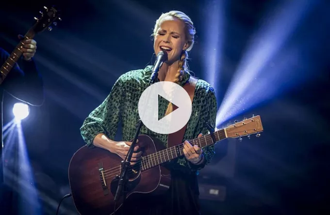 Video: Se Tina Dickow live til GAFFA-Prisen