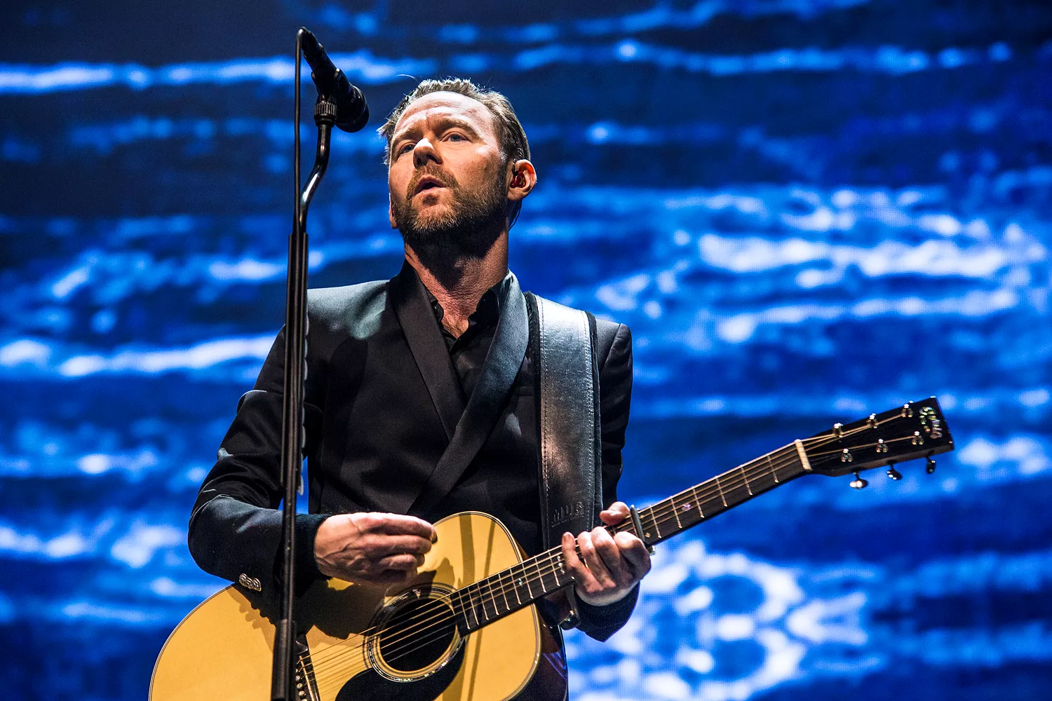 I det utdragna dödsögonblicket gör de ingenting fel