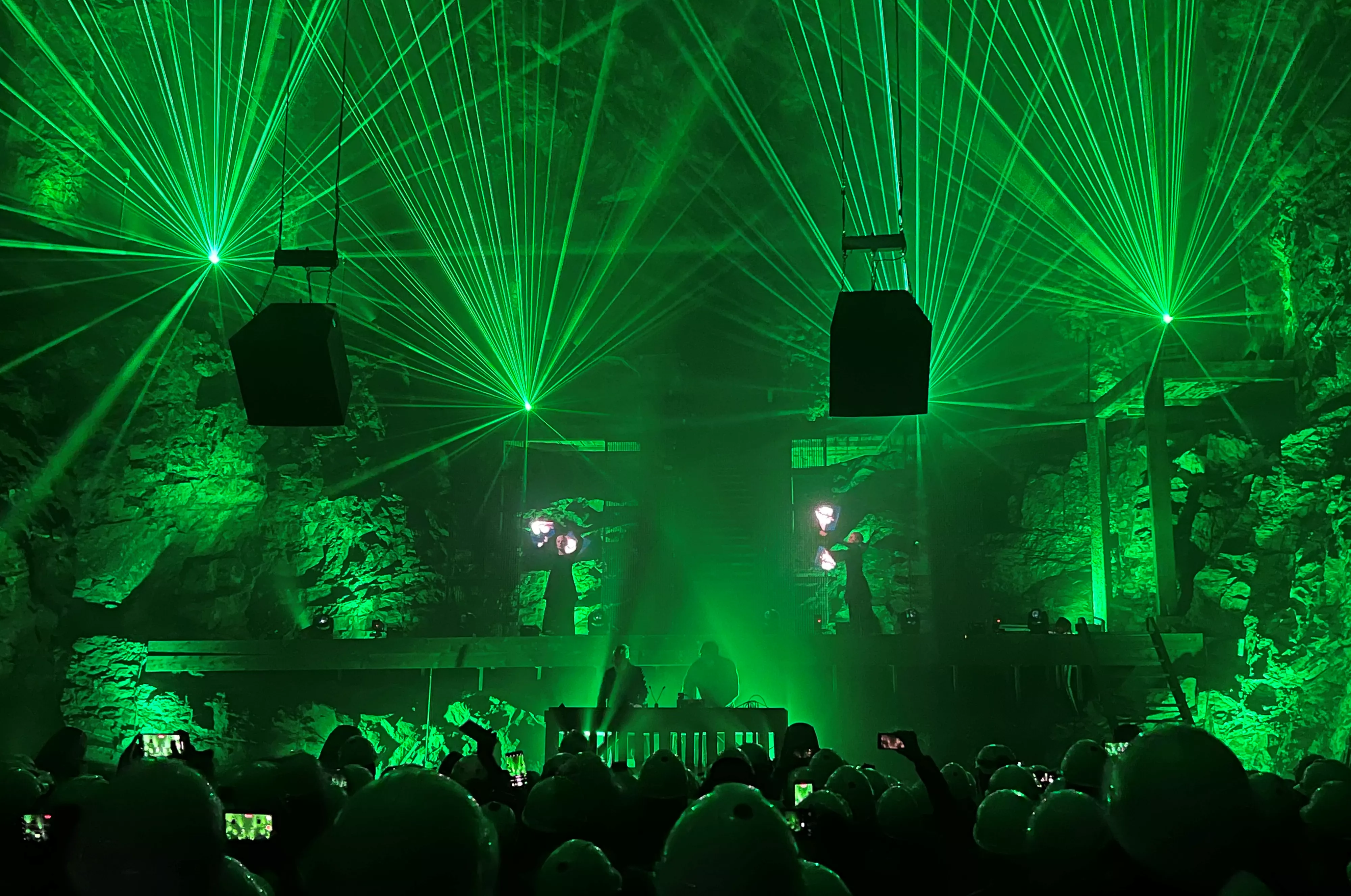 Carbon Based Lifeforms briljerar i underjorden