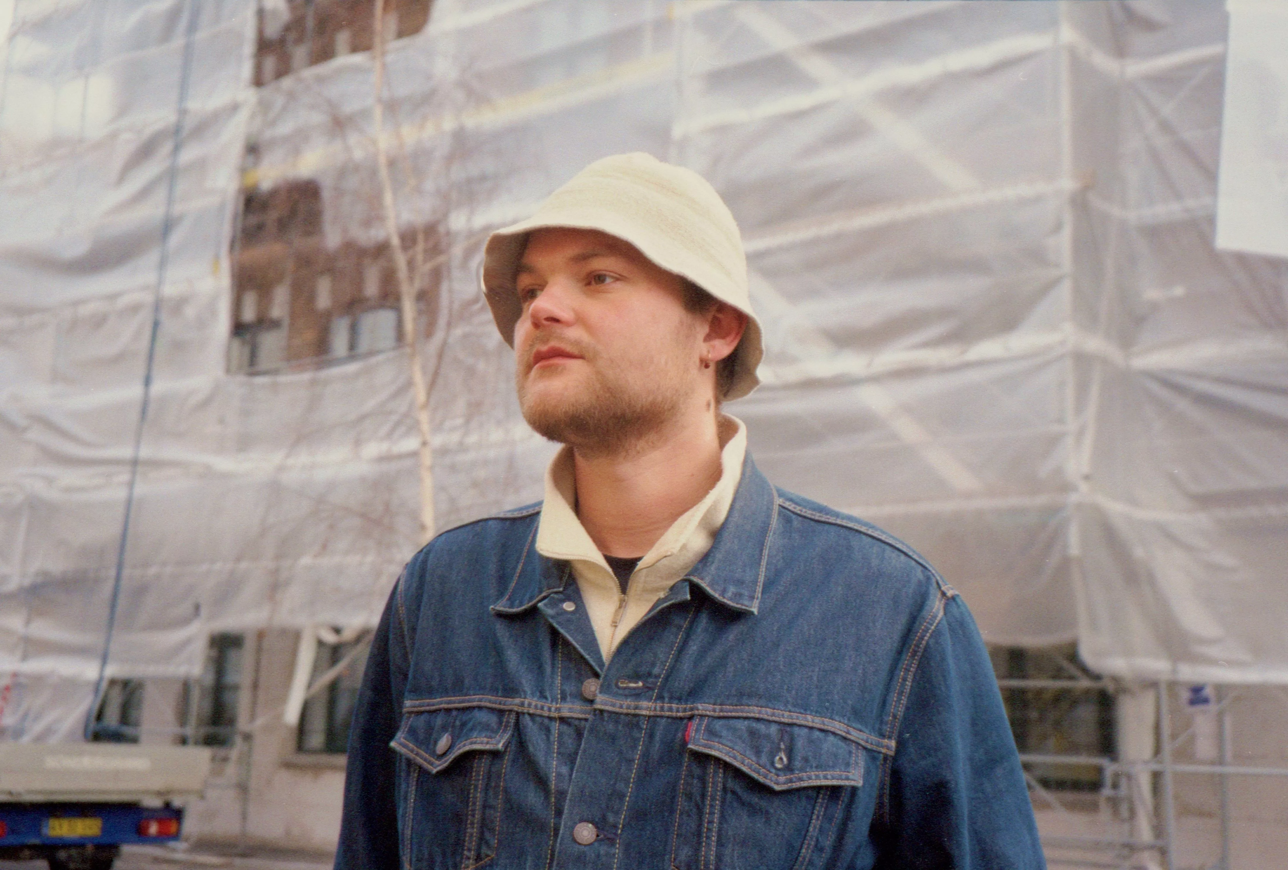 STOR EFTERSPØRGSEL: August Høyen udvider efterårsturné - og annoncerer karrierens hidtil største koncert