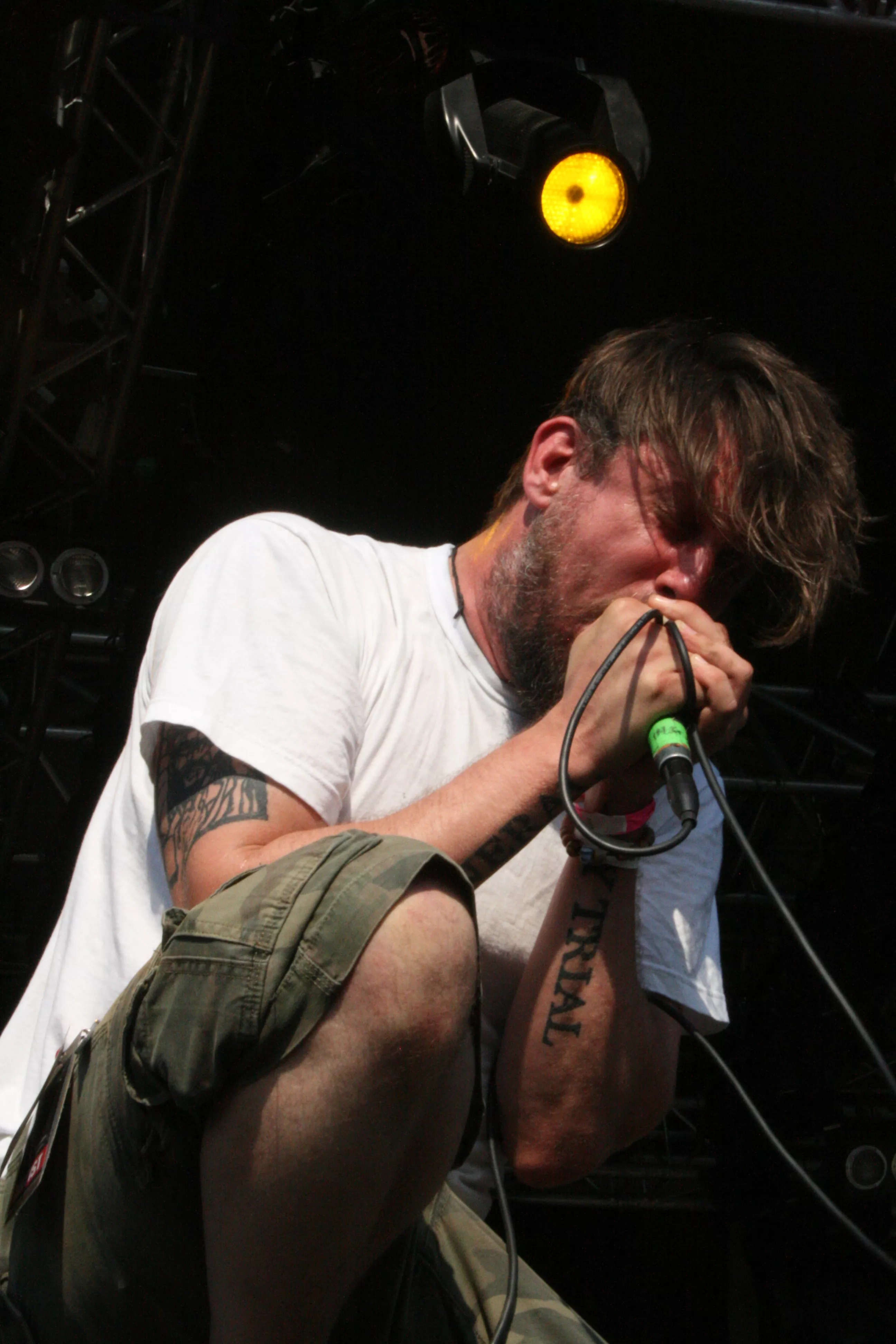 The Haunteds frontman aktuell med roman