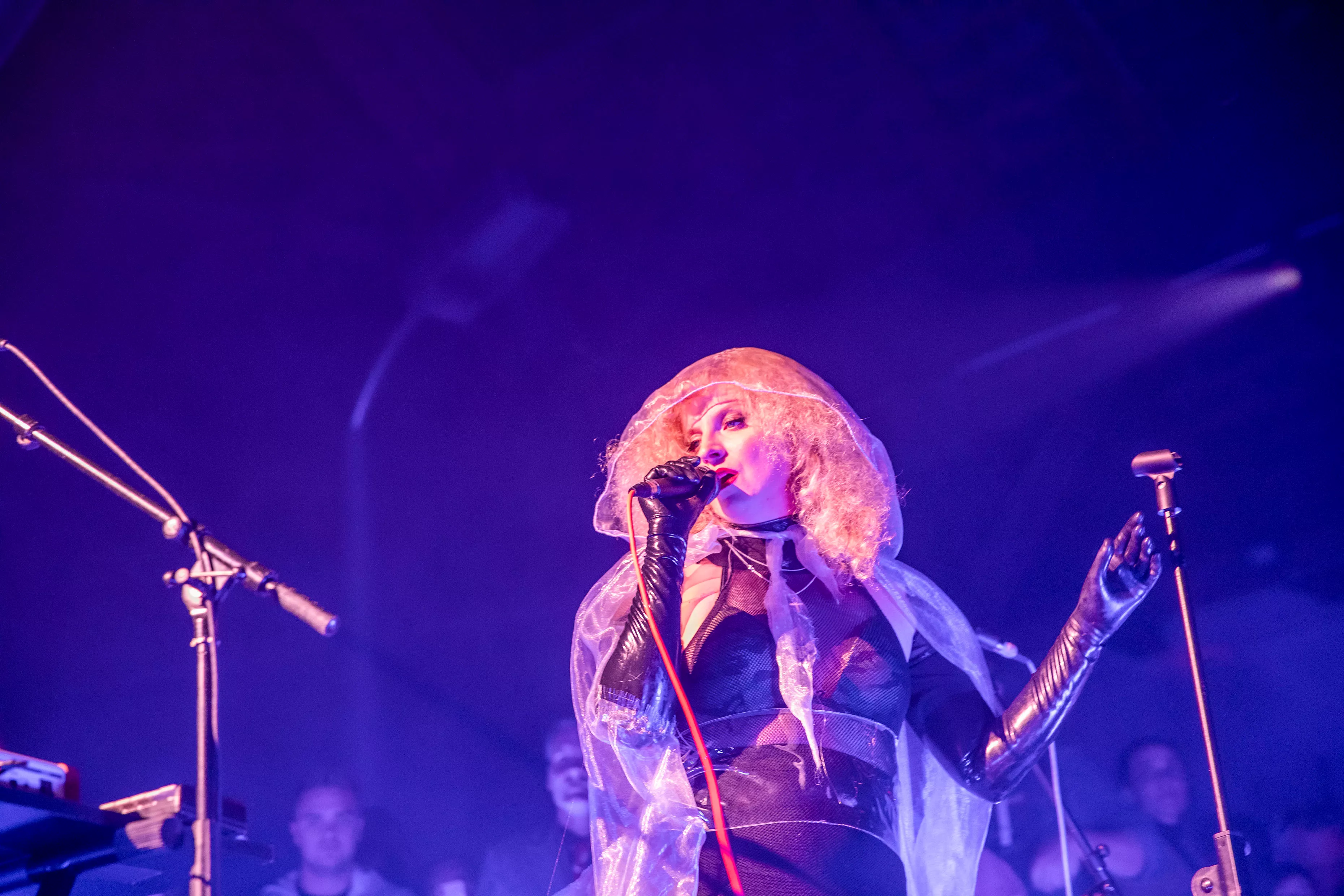 MØ släpper nytt album och kommer till Sverige