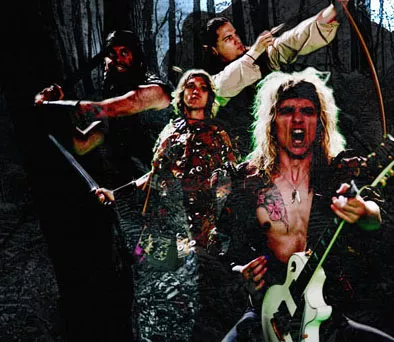 Darkness-sanger tilbage med nyt band