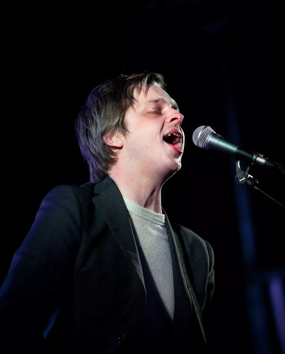 Teitur og Turboweekend til “Menagerie”