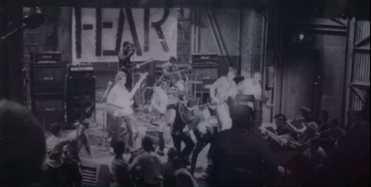 Punkkaos på bästa sändningstid: "Det är otroligt att ingen dog"