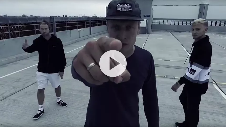 Se ny, højenergisk video med Pede B, Mund de Carlo og Mellow