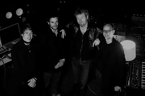 Apparatjik udgiver første single